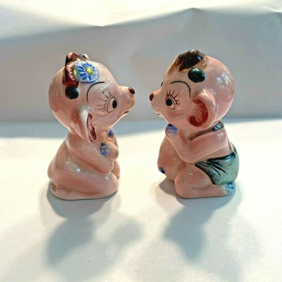Vintage Anthropomorphic Salt & Pepper Shakers Set - Picture 4 of 6